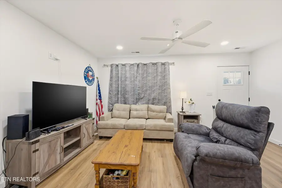 117 Love Drive, Harriman, TN 37748 - Image #3