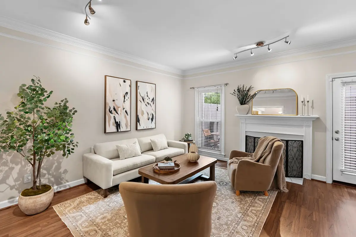 124 Acklen Park Dr, Nashville, TN 37203 - Image #1