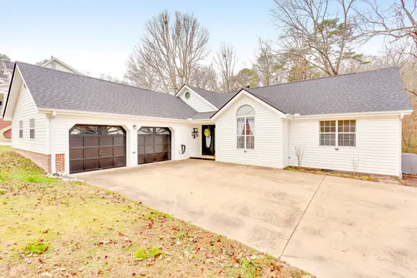2422 W Wind Drive, Soddy Daisy, TN 37379