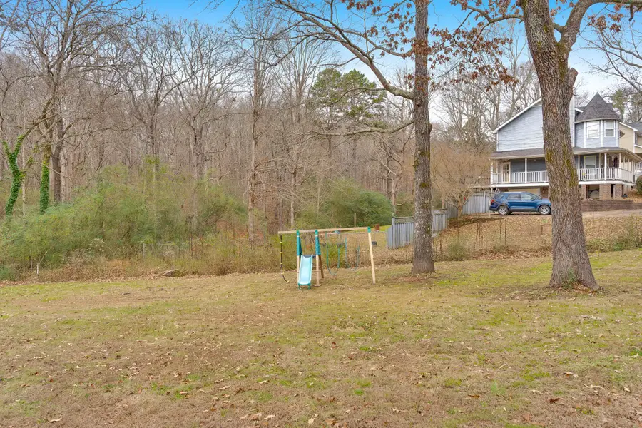 2422 W Wind Drive, Soddy Daisy, TN 37379 - Image #2
