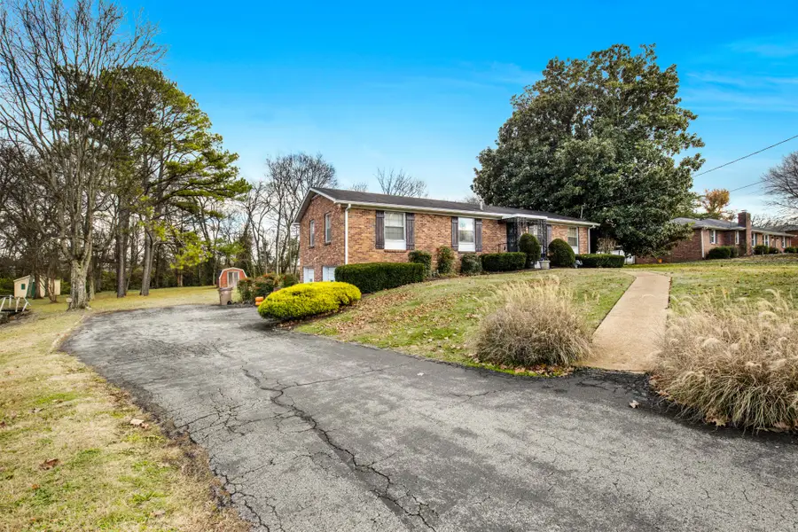 221 Freda Villa, Madison, TN 37115 - Image #2