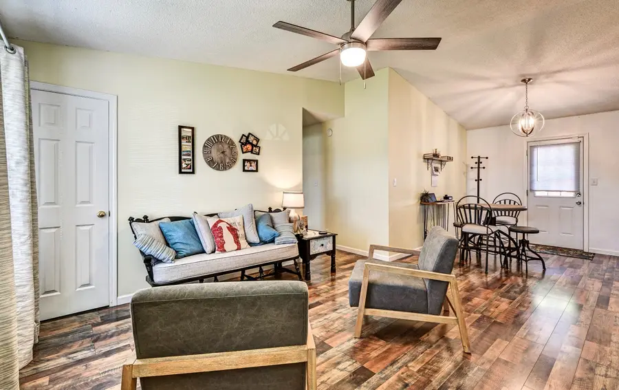 1021 Waterford Cir, Clarksville, TN 37040 - Image #3