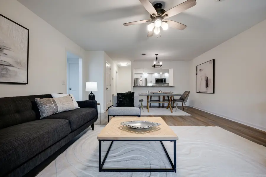 305 Village Lane West, Dickson, TN 37055 - Image #3