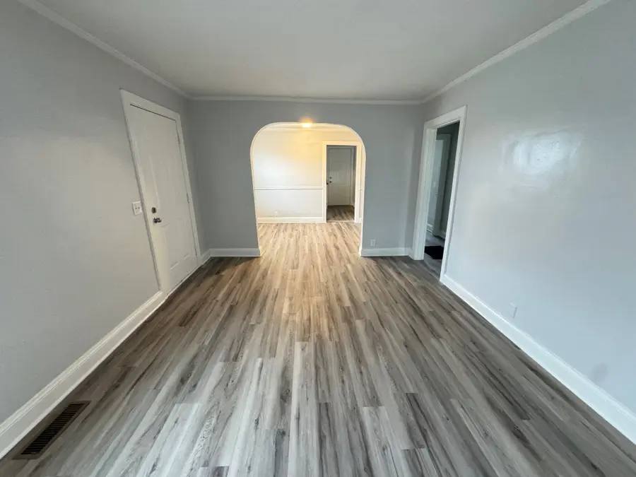 2421 Grover St, Nashville, TN 37207 - Image #3