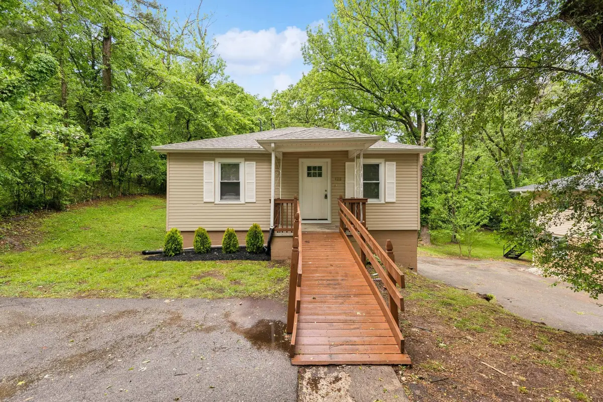 428 Hickory Hill Dr, Clarksville, TN 37040 - Image #1