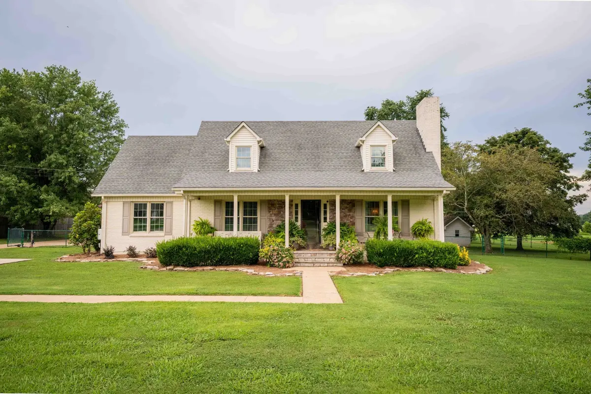 1316 Edgewood Dr S, Pulaski, TN 38478 - Image #1