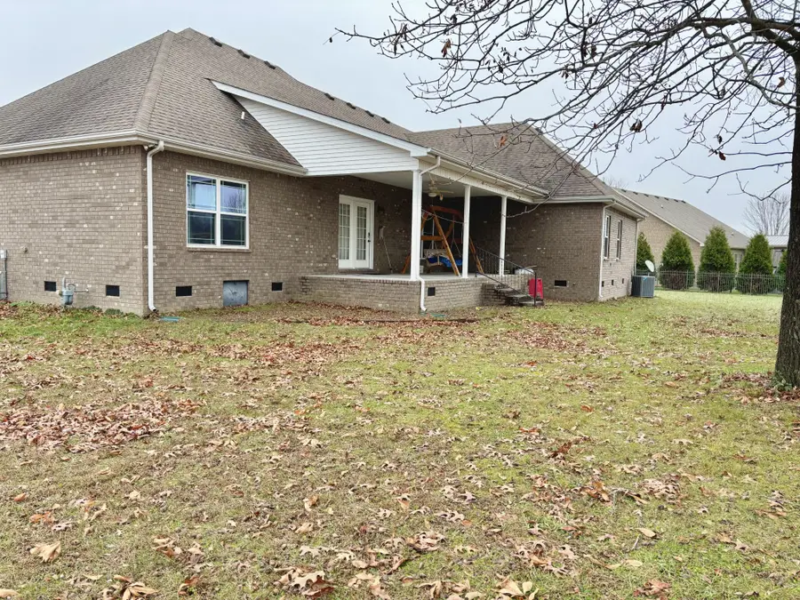 244 Lexington Cir, Manchester, TN 37355 - Image #2