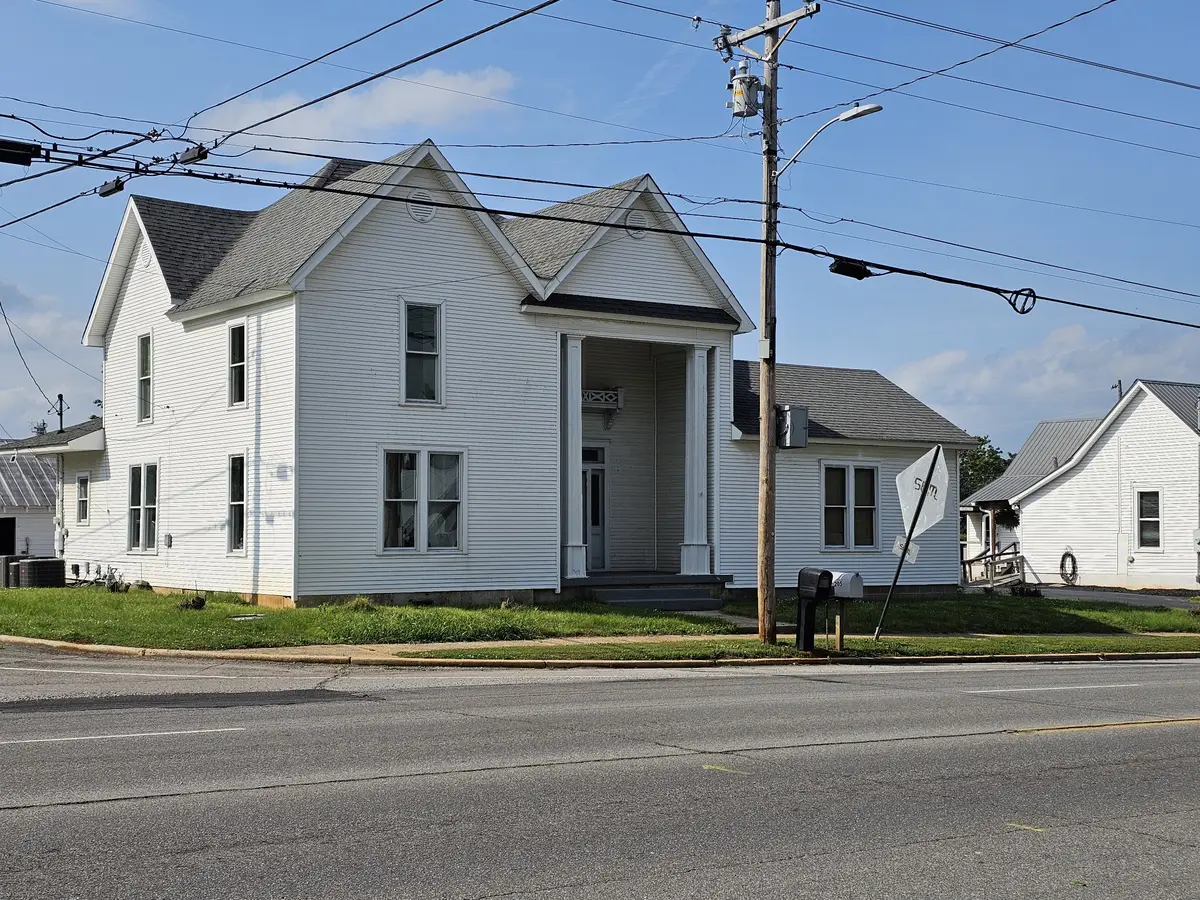 202 W Main St, Decherd, TN 37324 - Image #1