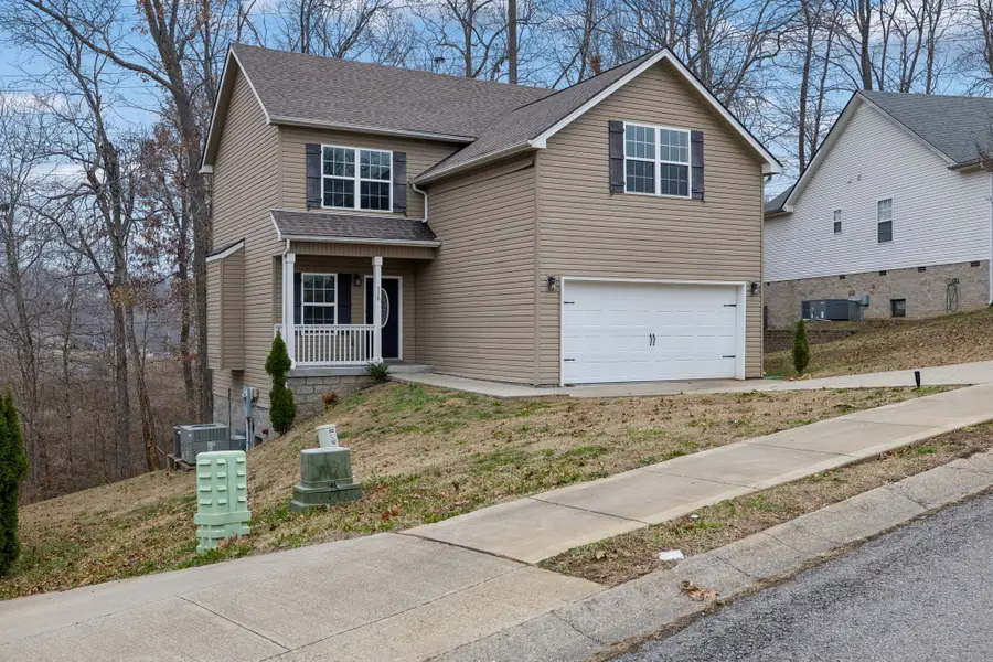 338 Chalet Cir, Clarksville, TN 37040 - Image #2