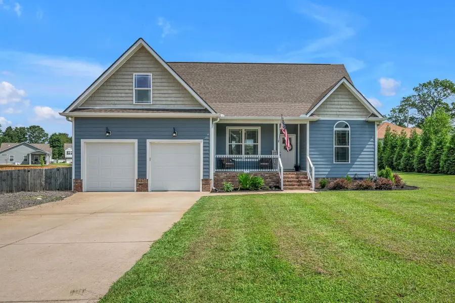 1123 Johnson St, Burns, TN 37029 - Image #2