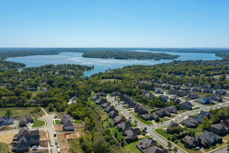 1555 Hunt Club Blvd, Gallatin, TN 37066 - Image #3