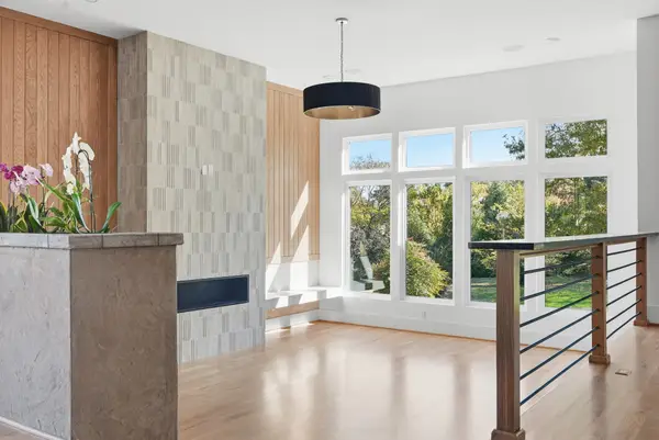 5223 Stallworth Dr, Nashville, TN 37220