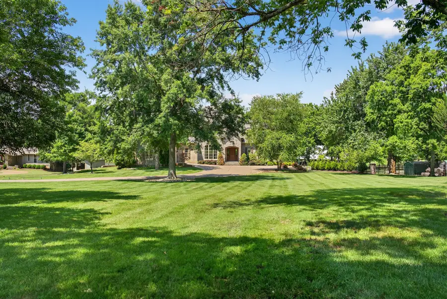 214 Bluegrass Dr, Hendersonville, TN 37075 - Image #3