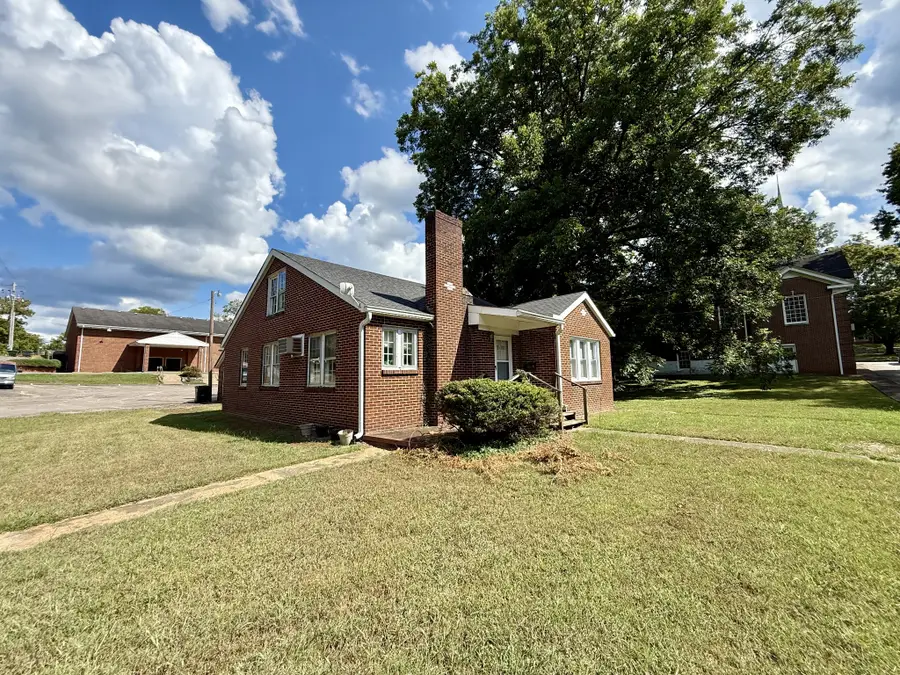 100 Murphree Ave, Centerville, TN 37033 - Image #2