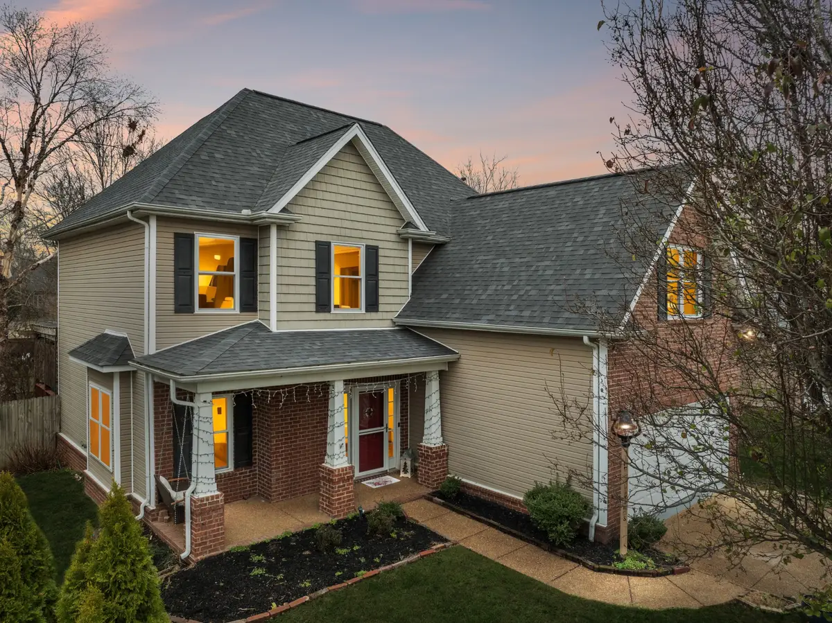 1727 Freiburg Dr, Spring Hill, TN 37174 - Image #1