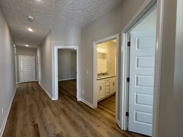 8 Laurel View St, Manchester, TN 37355 - Image #2