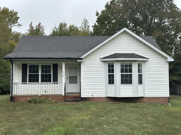 410 Roselawn Dr, Clarksville, TN 37042