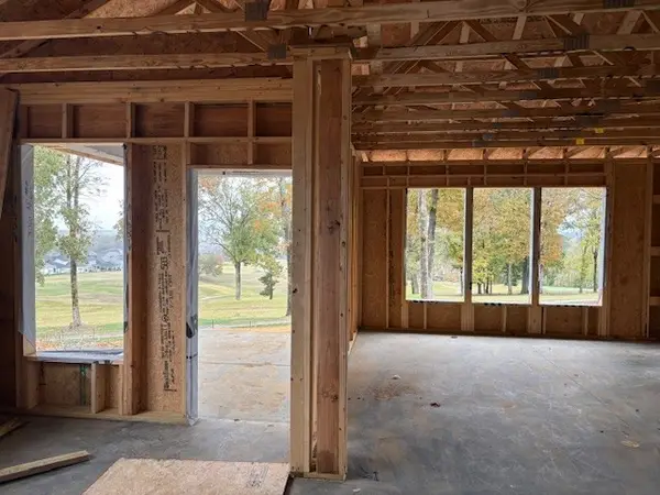 1135 Callaway Drive, Lebanon, TN 37087