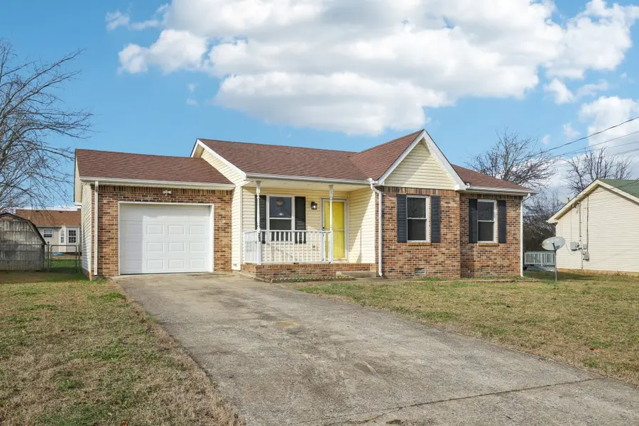 283 Audrea Ln, Clarksville, TN 37042 - Image #2
