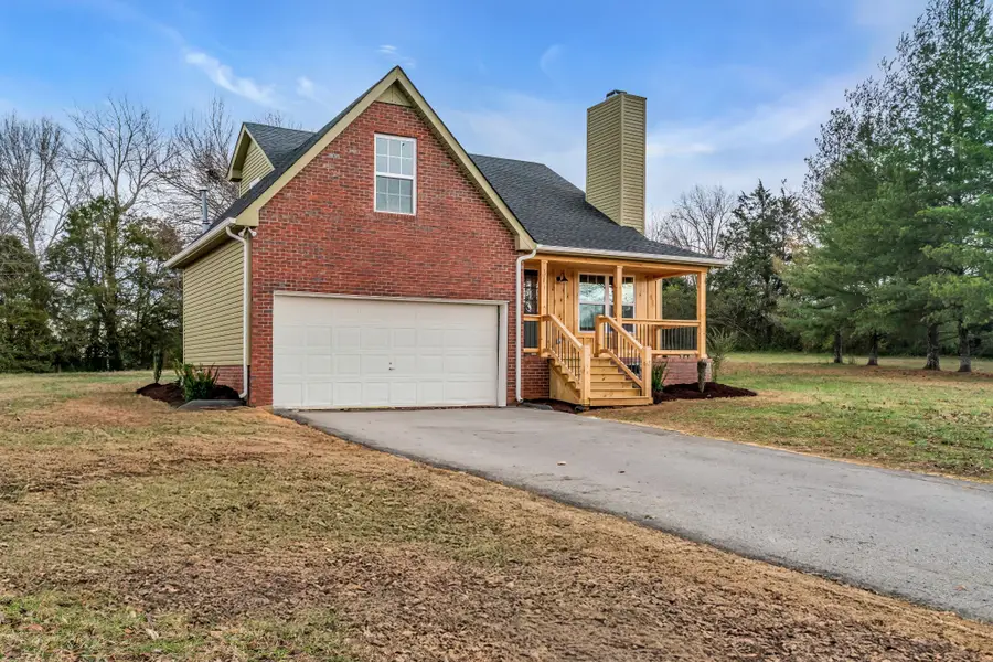 126 Cody Ct, Portland, TN 37148 - Image #2
