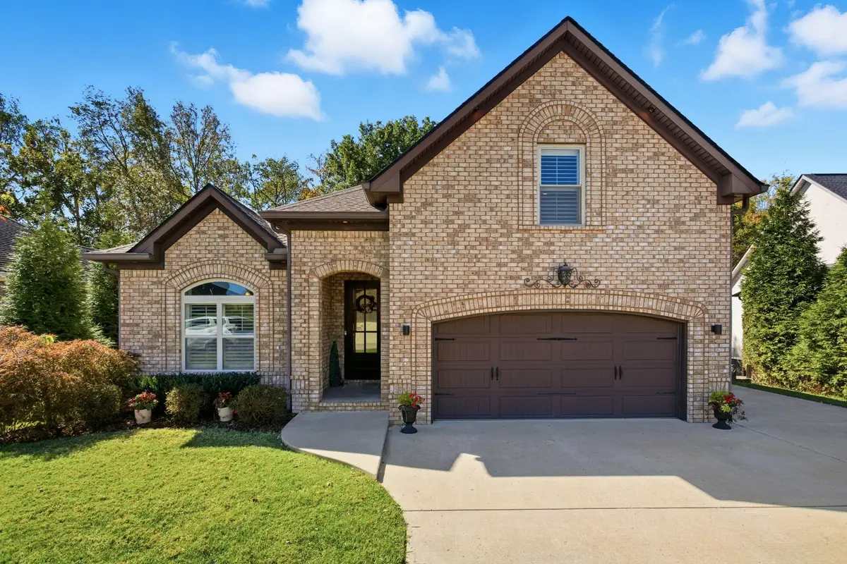 112 Grayson Ln, White House, TN 37188 - Image #1