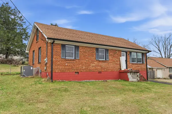 45 Greenhill Rd N, Mount Juliet, TN 37122