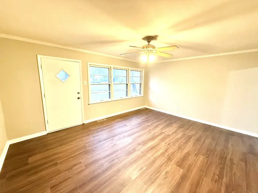 135 Donna Dr, Hopkinsville, KY 42240 - Image #3