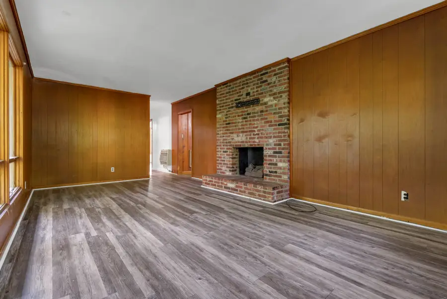 946 Greenwood Ave, Clarksville, TN 37040 - Image #3