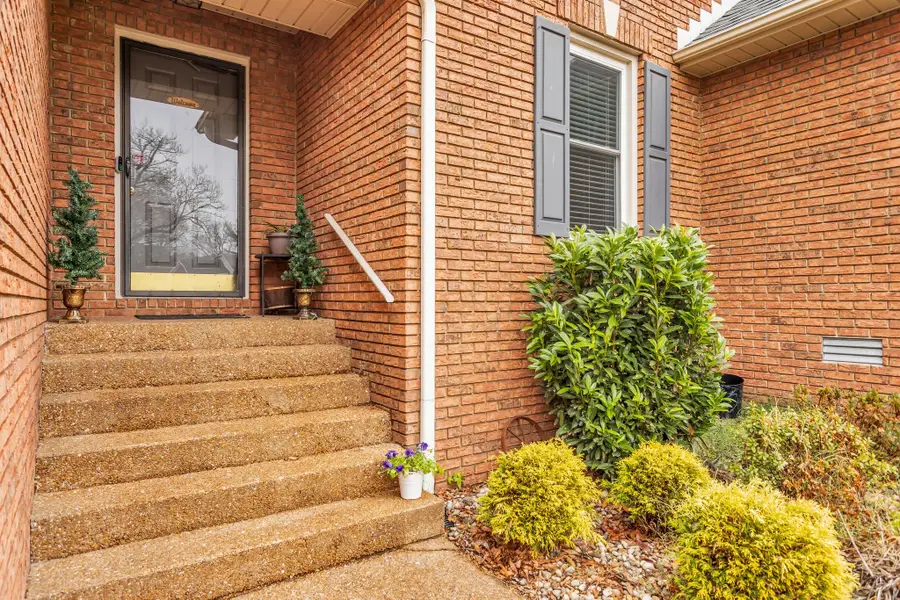 612 Cumberland Dr, Columbia, TN 38401 - Image #3