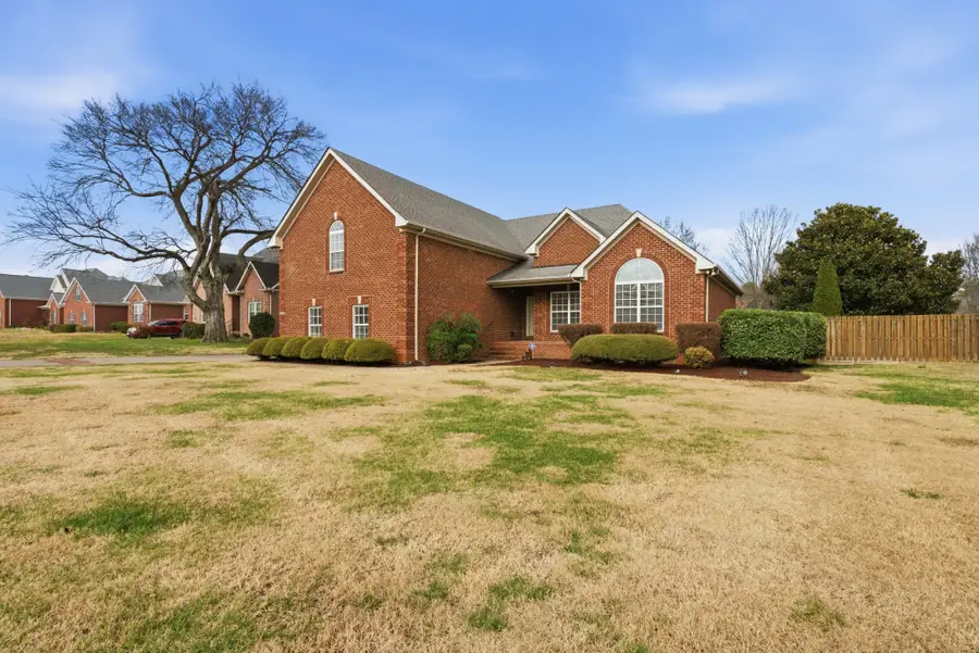 2706 Maylon Dr, Murfreesboro, TN 37128 - Image #2