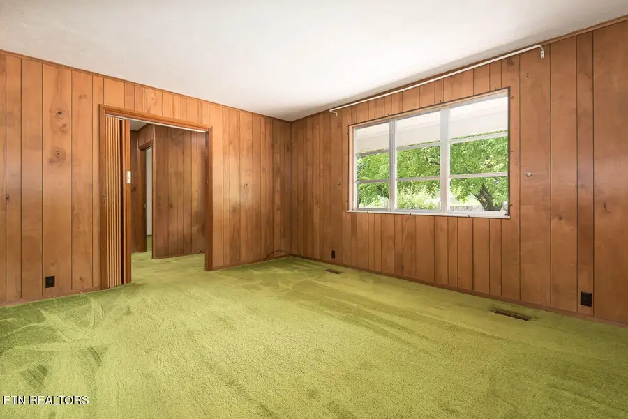 1940 Harris Rd, Knoxville, TN 37924 - Image #3