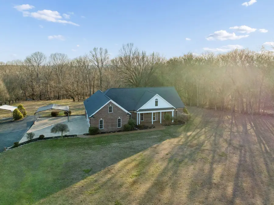 1366 Iron Bridge Rd, Columbia, TN 38401 - Image #2