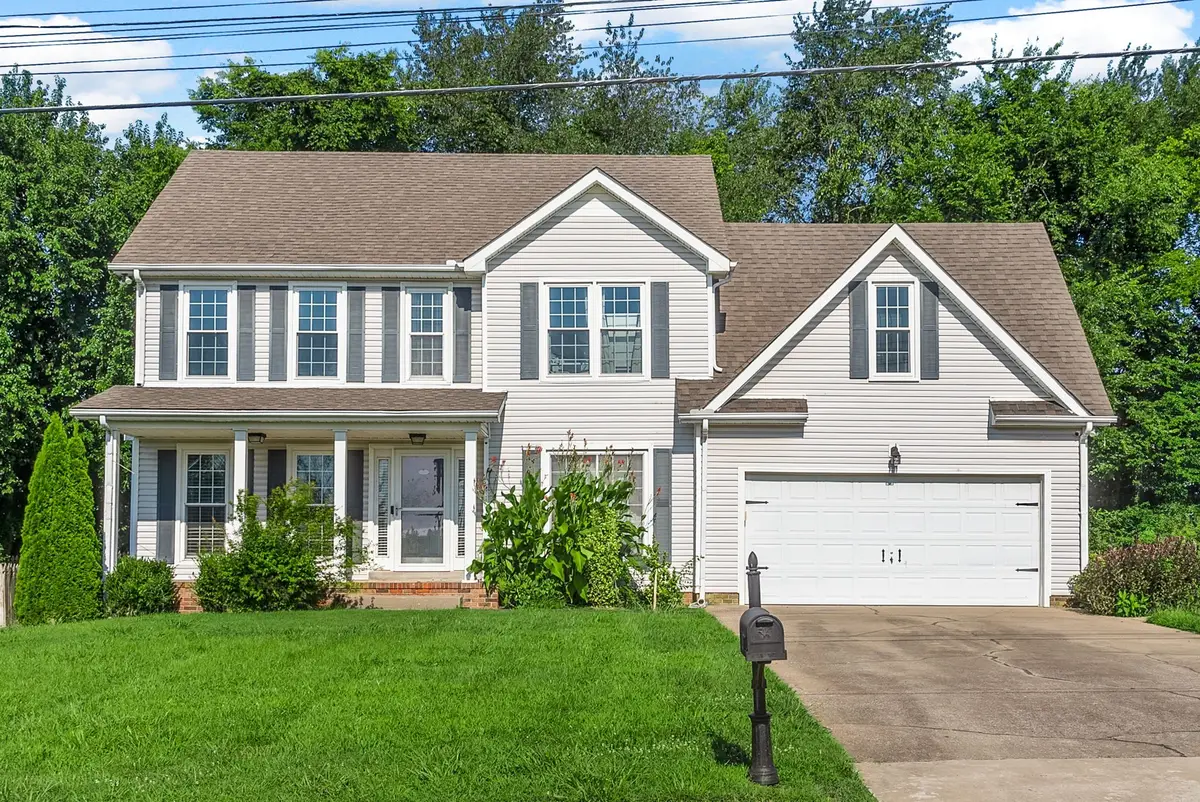 3324 Greenspoint Dr, Clarksville, TN 37042 - Image #1