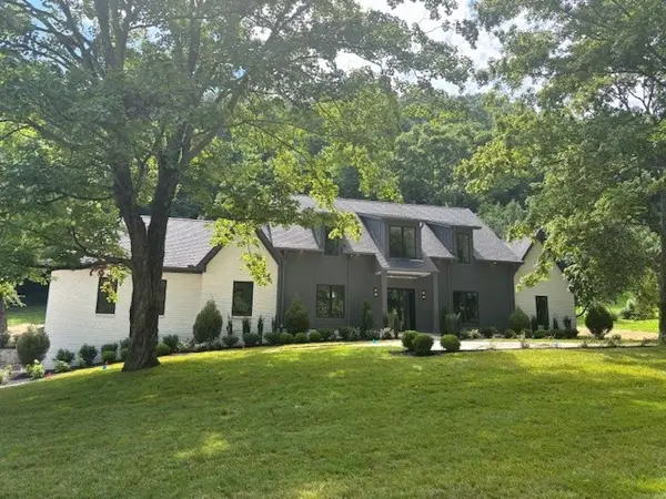 2005 Otter Valley Ln, Nashville, TN 37215