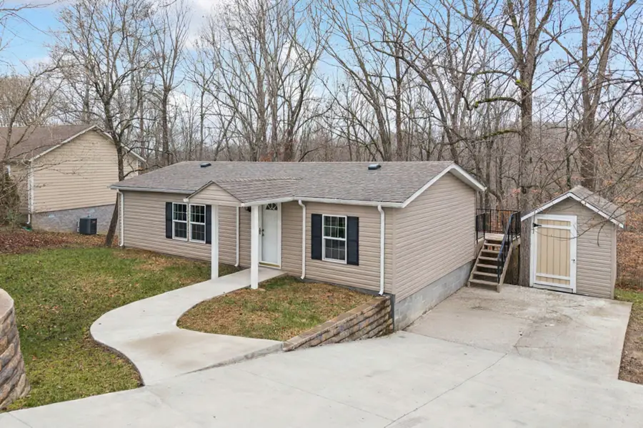 148 N Poole St, Ashland City, TN 37015 - Image #2
