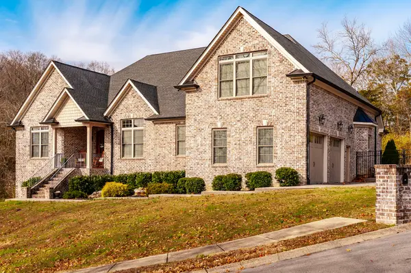 120 Spy Glass Way, Hendersonville, TN 37075