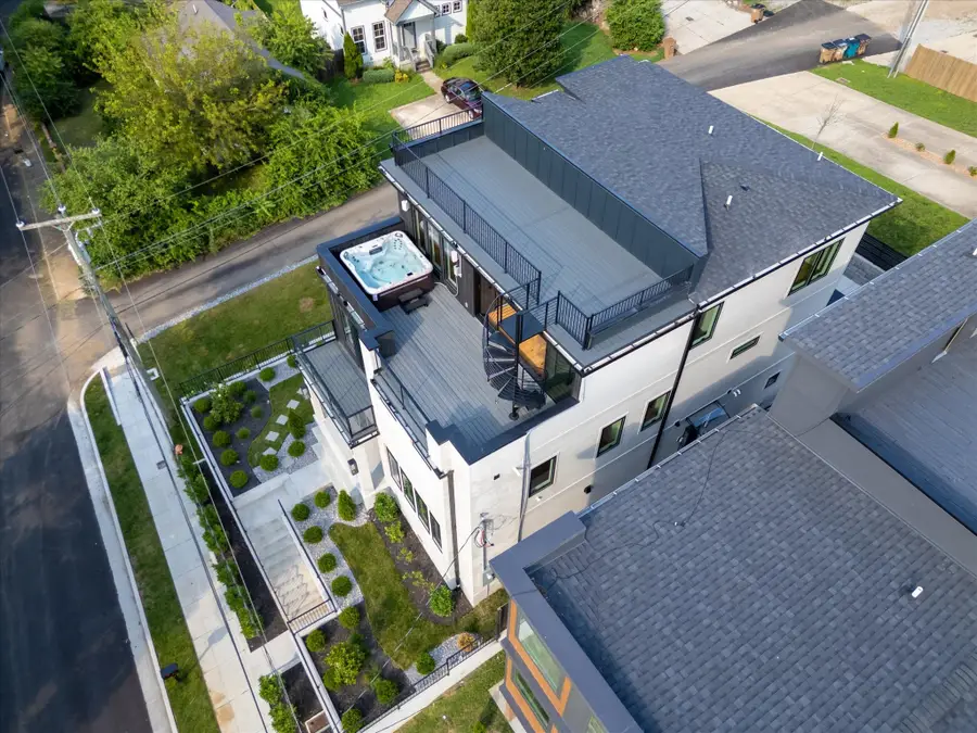 512 Weakley Ave, Nashville, TN 37207 - Image #2