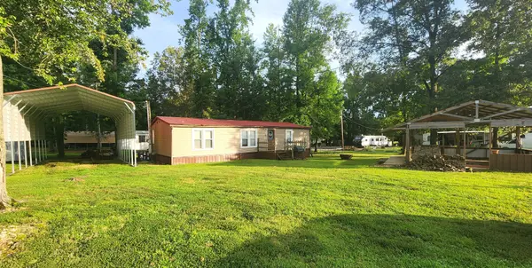 45 Walker Rd, Springville, TN 38256