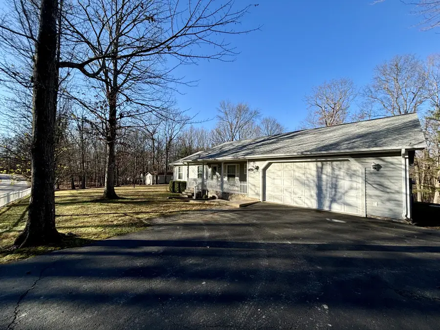 501 Bluff View Dr, Spencer, TN 38585 - Image #2