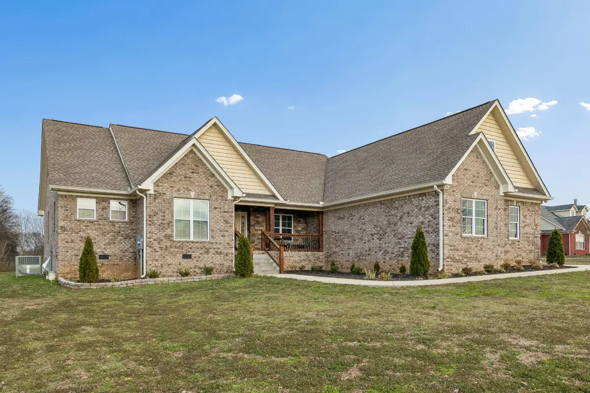 4029 Pleasant Gate Ln, Columbia, TN 38401 - #1