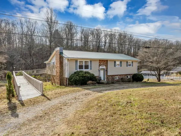 408 Rustling Oaks Drive, Waverly, TN 37185