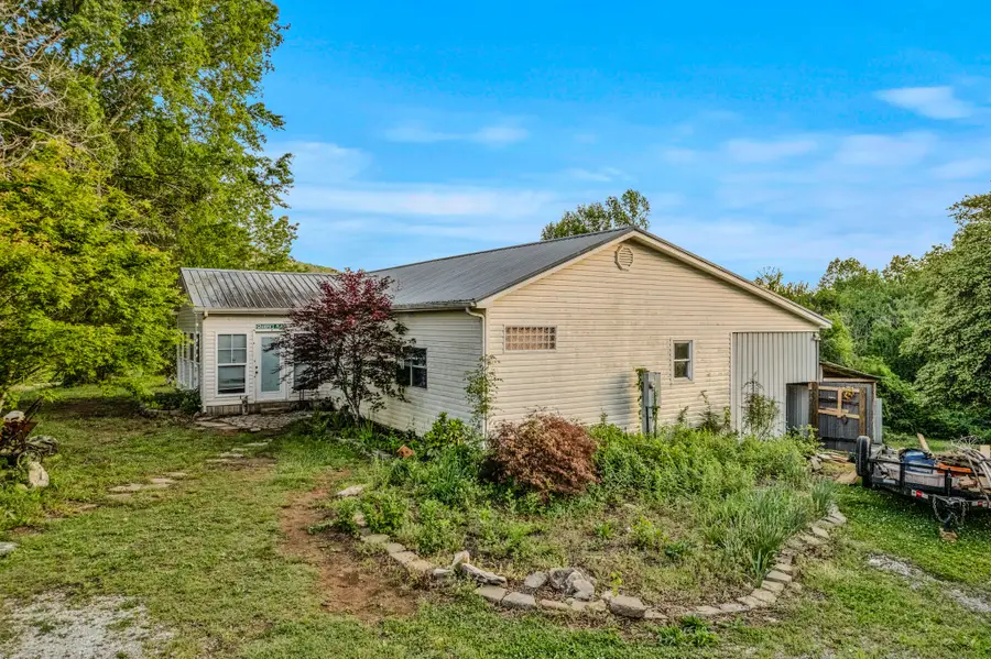 2000 Myers Cove Rd, McMinnville, TN 37110 - Image #3