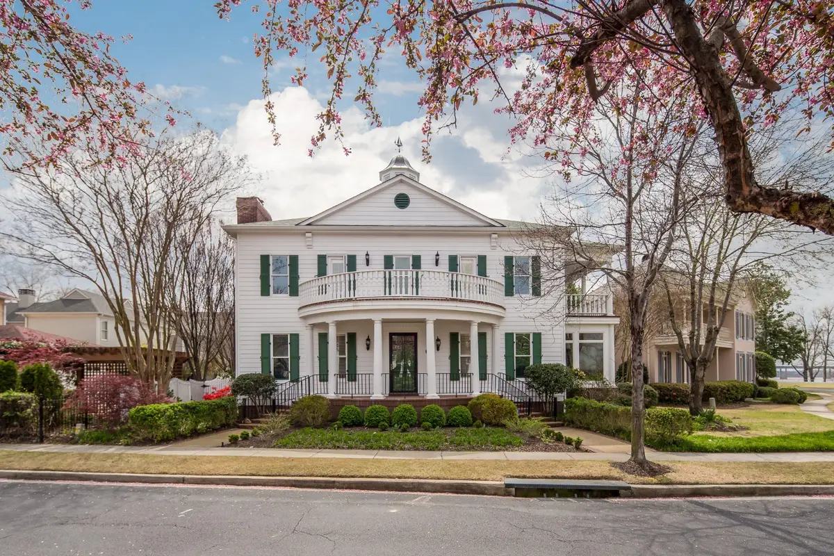 824 River Park Dr, Memphis, TN 38103 - Image #1