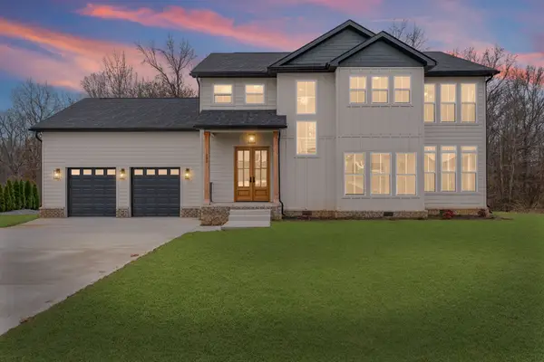 242 Bellshire Dr, Clarksville, TN 37043