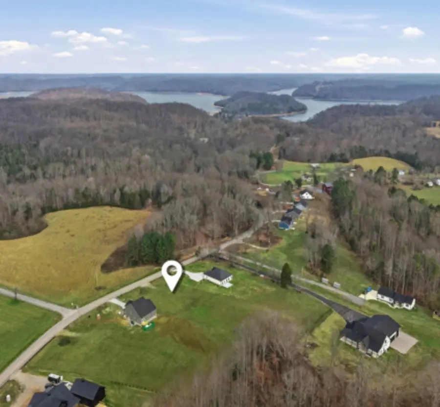 4104 Riley Creek Rd, Normandy, TN 37360 - #2