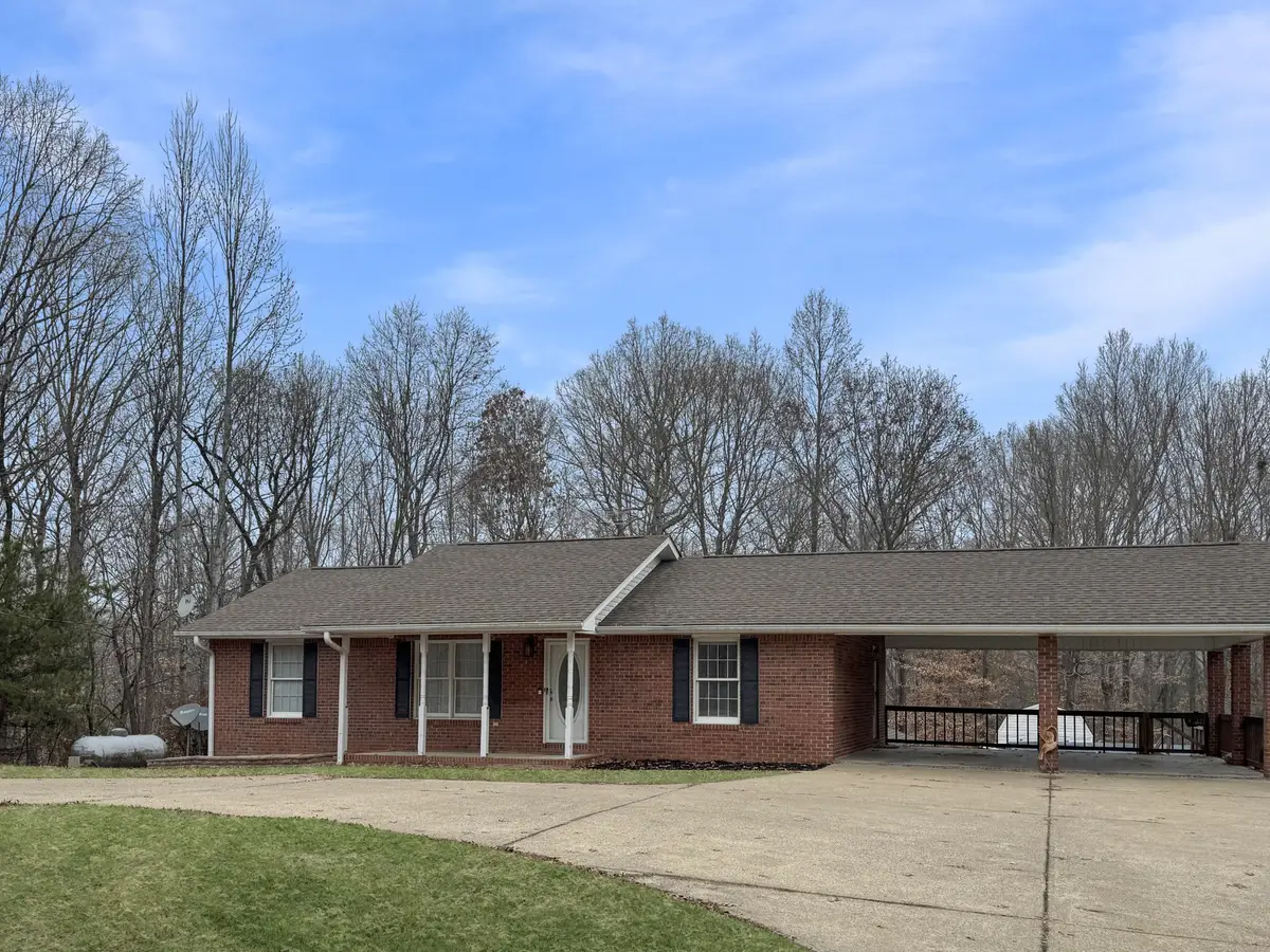 223 Twin Oaks Rd, Dover, TN 37058 - Image #1