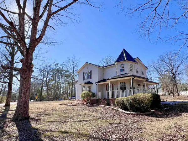 225 Sticine Rd, Guys, TN 38339