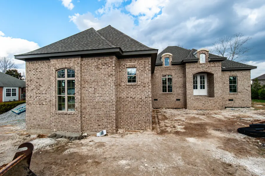 1327 Mallard Dr, Spring Hill, TN 37174 - Image #2