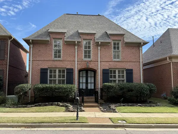 2006 W Arden Oaks Dr, Memphis, TN 38139