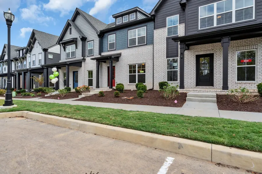 344 Twig Pvt Court, Hendersonville, TN 37075 - Image #3